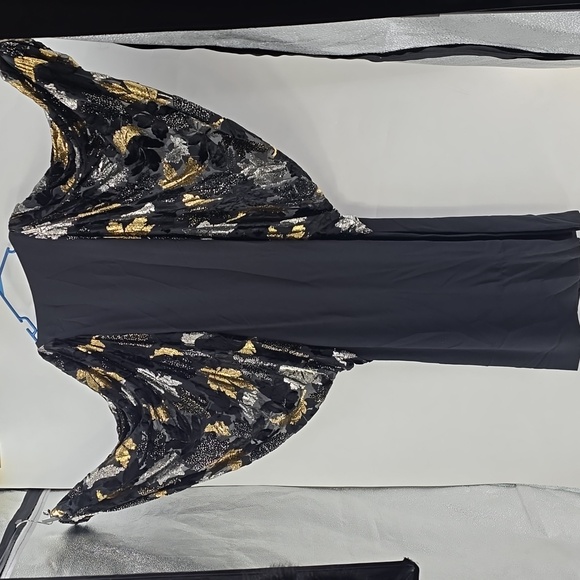 RICHILENE Elegant Black gown With Metallic Gold And Silver Leafs RARE GOWN